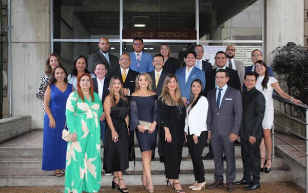 IESA certifica con el PAG 98 a cuarenta y nueve líderes empresariales